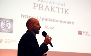 Adam Houska na X. celostátní konferenci paliativní medicíny